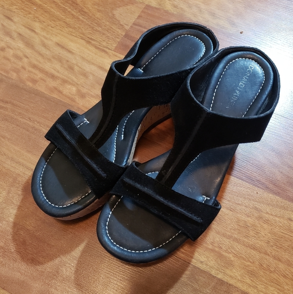 Donald pliner black wedge sandals suede size 8 euc - Picture 7 of 8